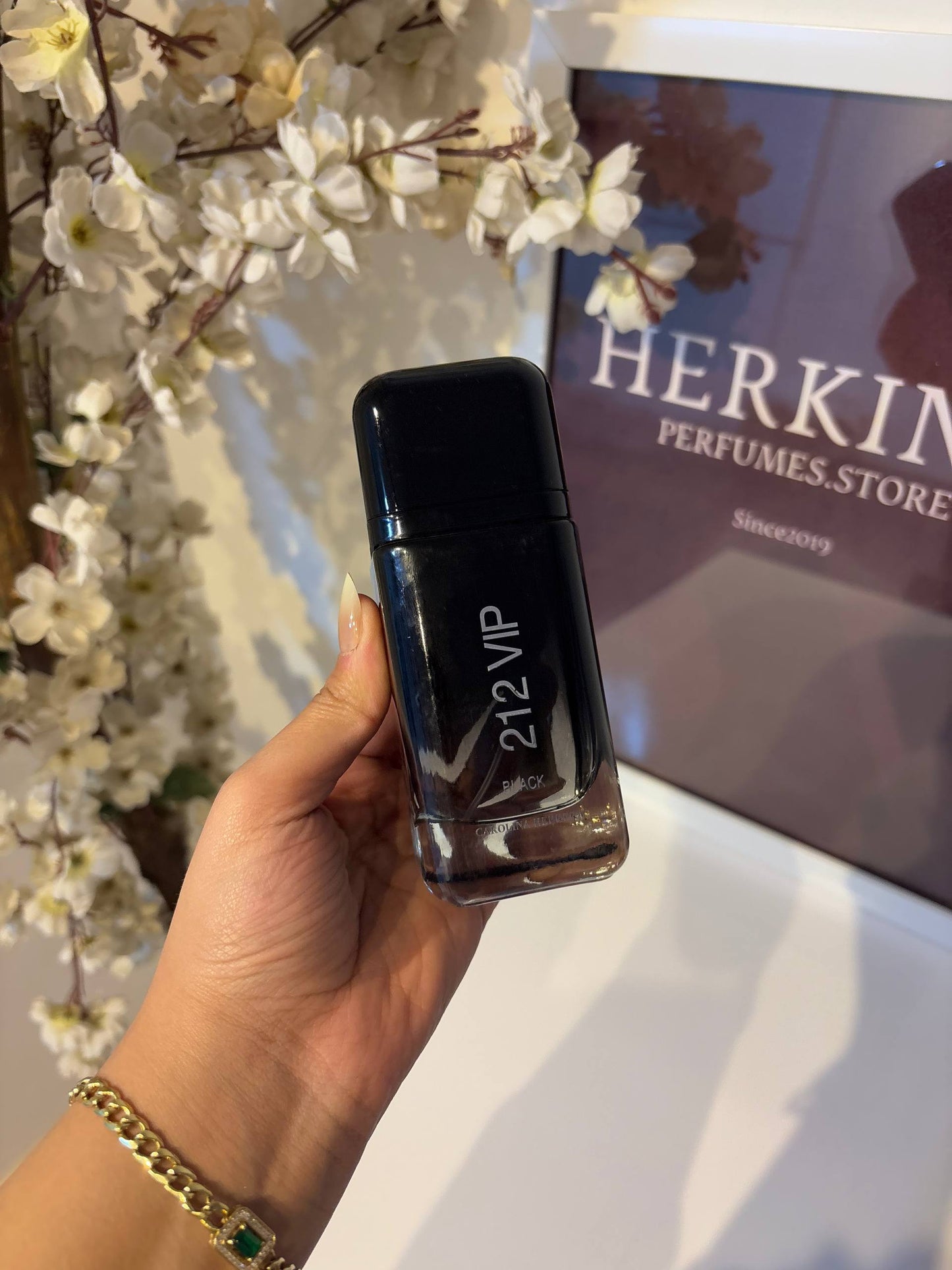 Carolina Herrera – 212 VIP Black